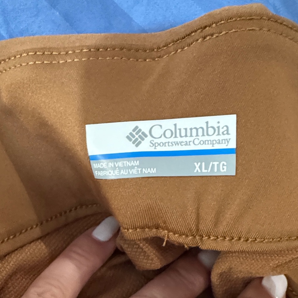 NWT Columbia Active Fit All Seasons Women’s Bootcut Pant Size XL Short Brown - Picture 3 of 12